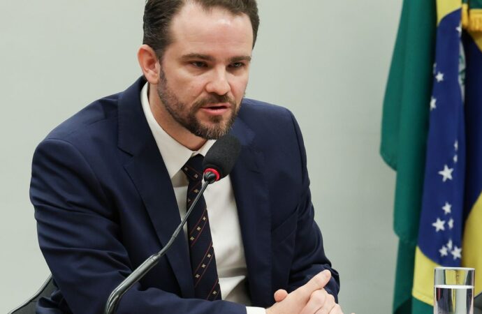 Estados recebem aval da União para empréstimos de R$ 12,9 bilhões
