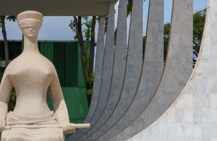 Julgamento sobre mudanças na Lei da Ficha Limpa será retomado em 11 de setembro