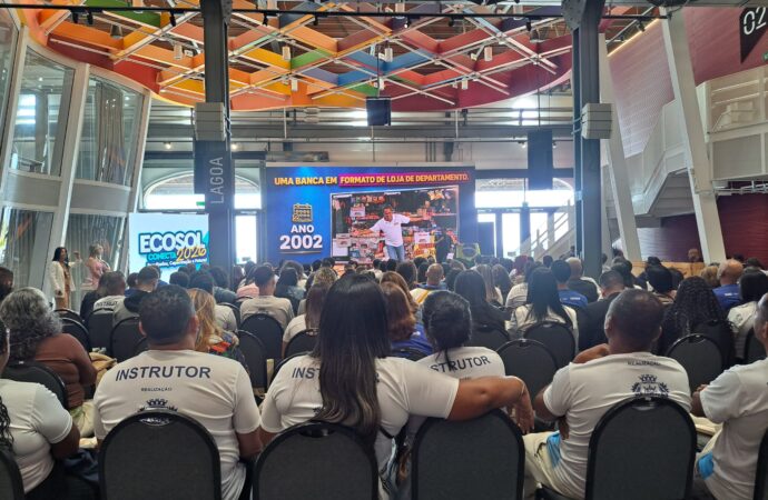 Evento sobre economia solidária reúne mais de 200 pessoas no Píer Mauá