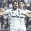 Santos vence Vasco por 3 a 0 e sai da zona de rebaixamento