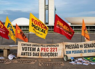 Centrais prometem pressionar Senado para votar PEC 221 antes da eleição