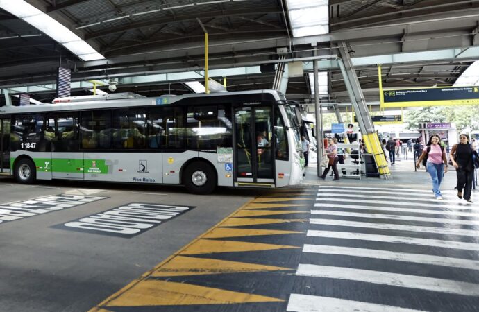 Operação mira lavagem de dinheiro e infiltração do PCC no transporte de São Paulo